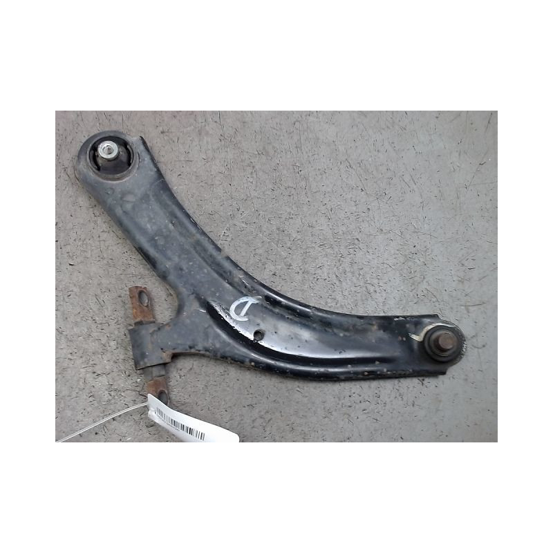 TRIANGLE INFERIEUR AVANT GAUCHE NISSAN QASHQAI