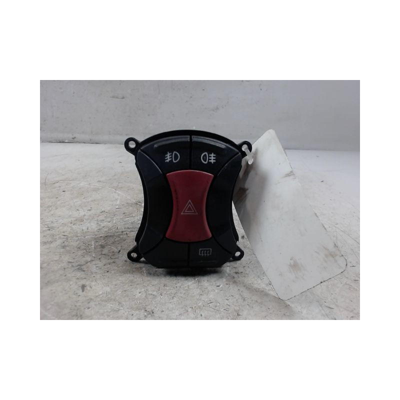 BOUTON DE WARNING FIAT DOBLO 2006-