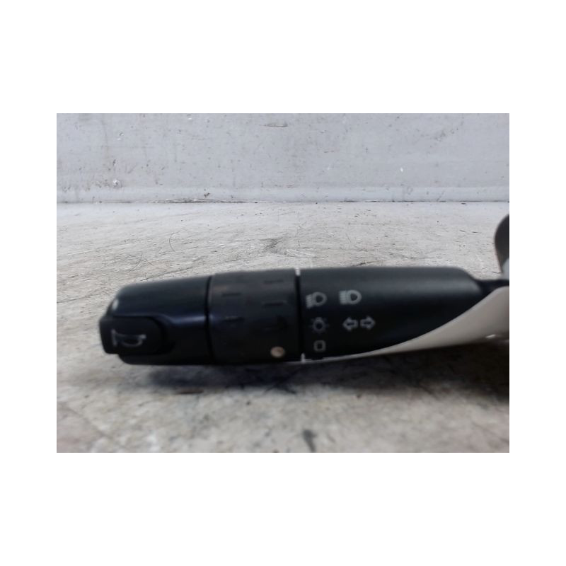 COMMANDE CLIGNOTANT PEUGEOT 605 -94