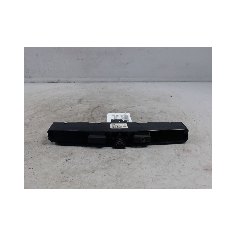 BOUTON DE WARNING OPEL ASTRA 2004-