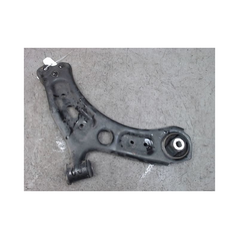 TRIANGLE INFERIEUR AVANT DROIT FIAT 500X
