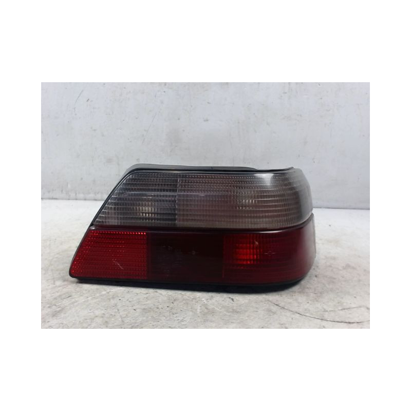 FEU ARRIERE DROIT PEUGEOT 605 -94