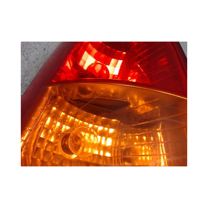 FEU ARRIERE GAUCHE  OPEL ASTRA BREAK 98-