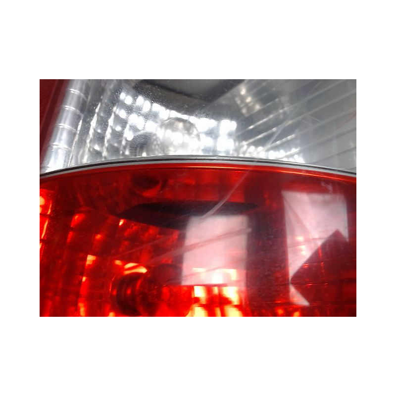 FEU ARRIERE GAUCHE  OPEL ASTRA BREAK 98-