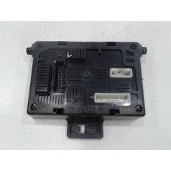 PLATINE FUSIBLE AV