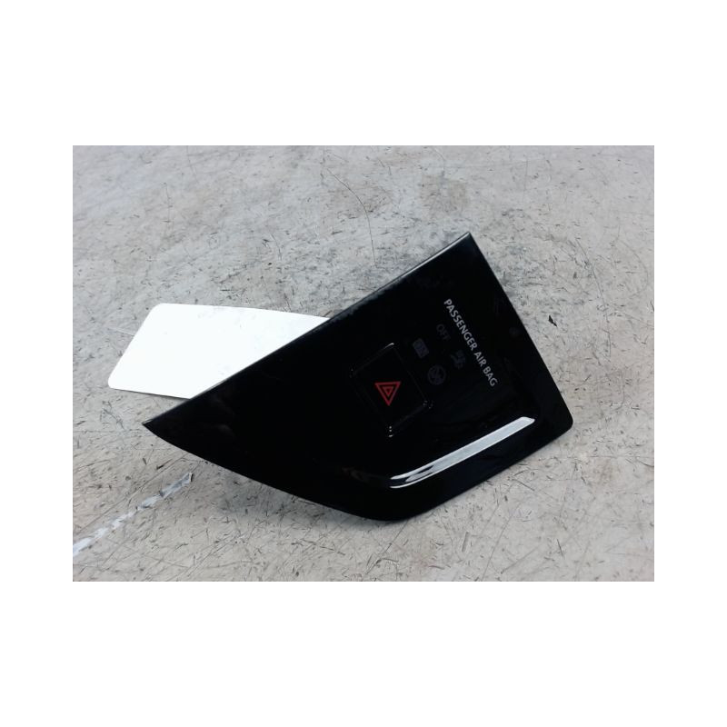 BOUTON DE WARNING VOLKSWAGEN POLO 2009-