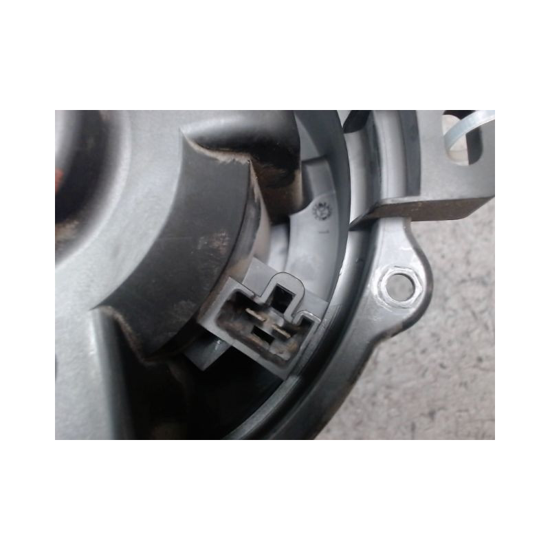 MOTEUR VENTILATEUR CHAUFFAGE MITSUBISHI COLT CZ 2005-