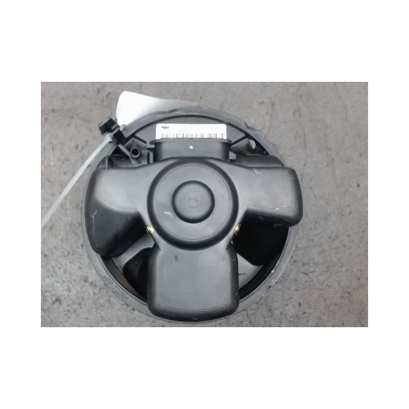 MOTEUR VENTILATEUR CHAUFFAGE TOYOTA AYGO 5P