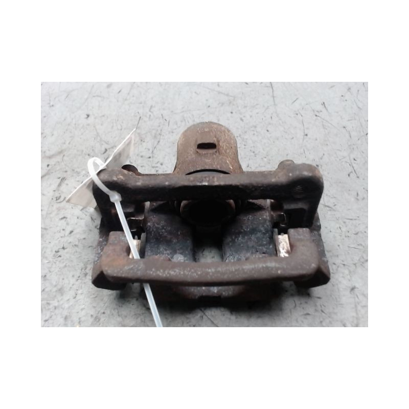 ETRIER DE FREIN ARRIERE DROIT TOYOTA COROLLA 2002-