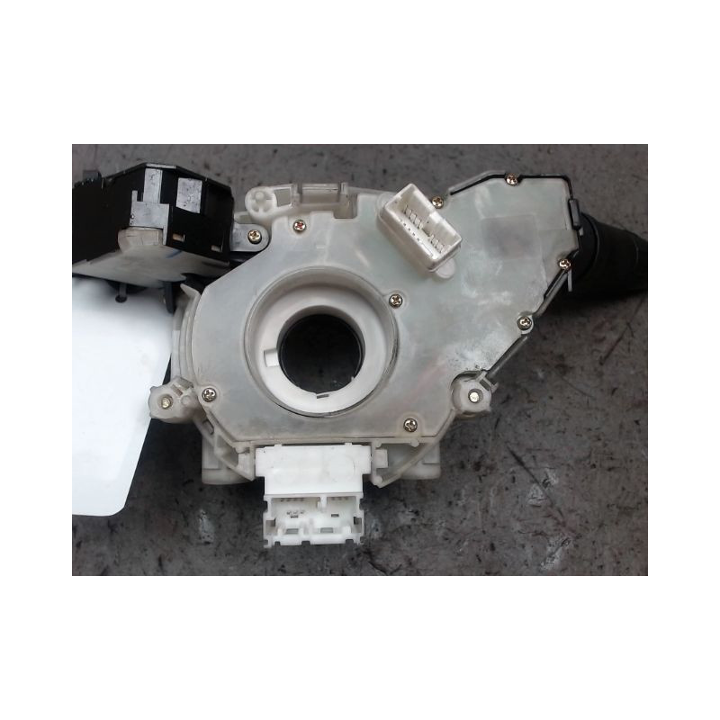 BLOC COMMODOS NISSAN MICRA 2003-2005