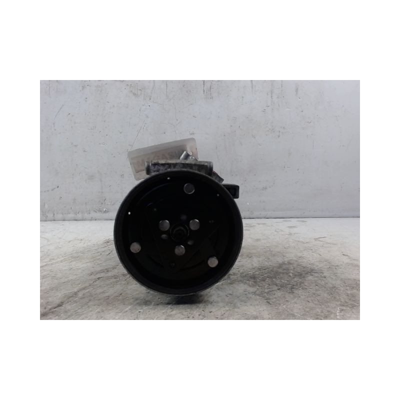 COMPRESSEUR AIR CONDITIONNE NISSAN MICRA