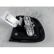 FEU ARRIERE GAUCHE  VOLVO V40 -2000