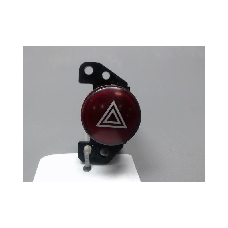 BOUTON DE WARNING MITSUBISHI COLT CZ 2005-