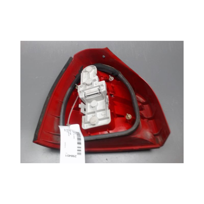FEU ARRIERE DROIT AUDI A3 -2000
