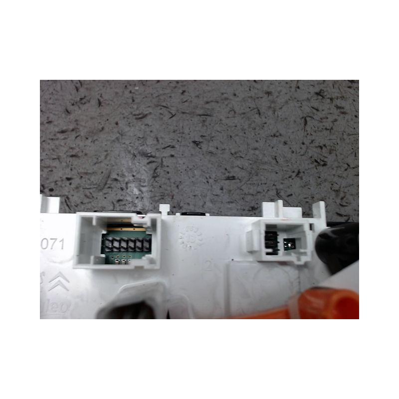 COMMANDE DE CHAUFFAGE PEUGEOT 208