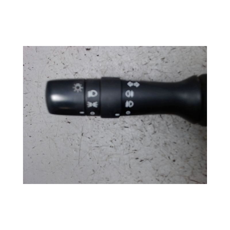 COMMANDE CLIGNOTANT TOYOTA YARIS