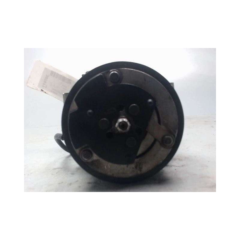 COMPRESSEUR AIR CONDITIONNE FORD FIESTA 2008-