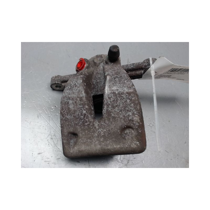 ETRIER DE FREIN ARRIERE DROIT TOYOTA COROLLA VERSO 2004-2007