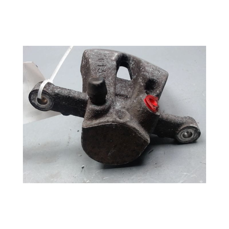 ETRIER DE FREIN ARRIERE DROIT TOYOTA COROLLA VERSO 2004-2007