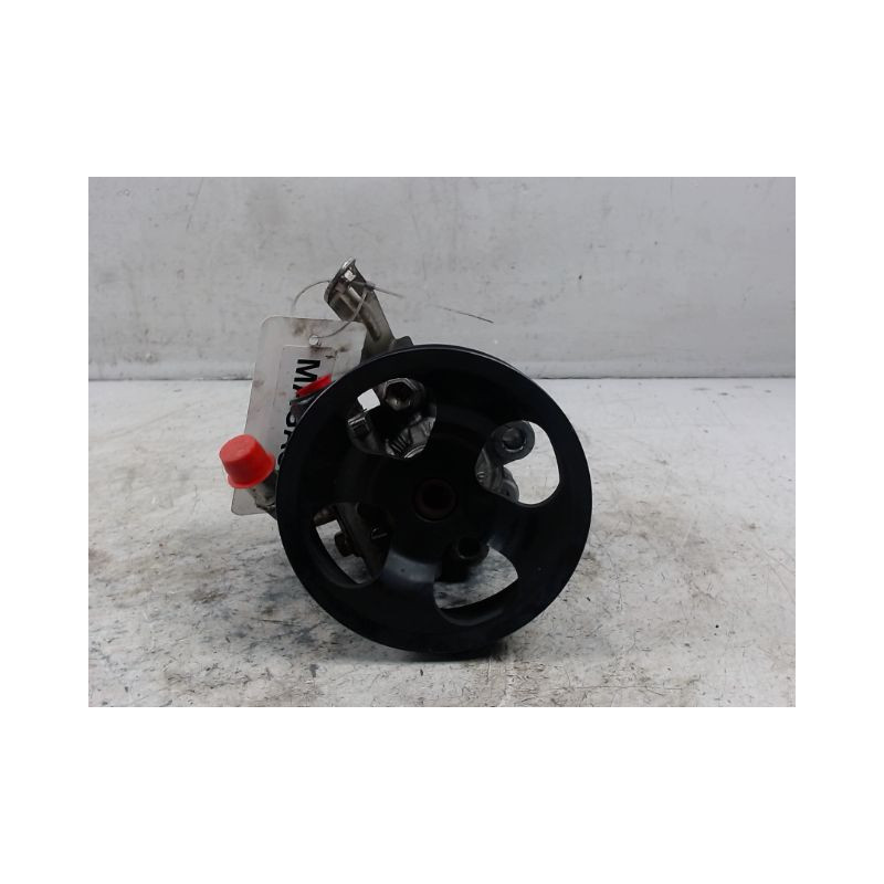 POMPE DIRECTION ASSISTEE TOYOTA AVENSIS 2003-