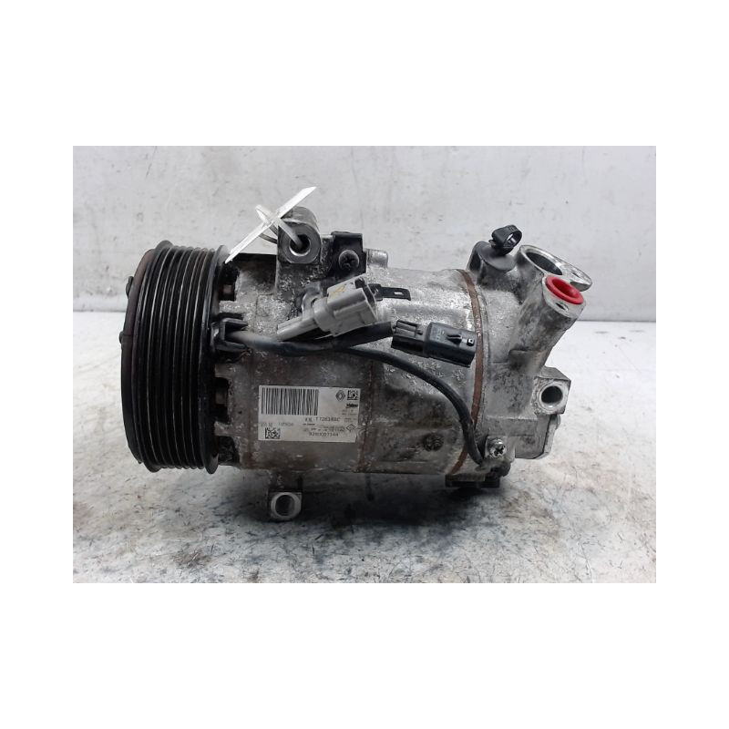 COMPRESSEUR AIR CONDITIONNE RENAULT CLIO IV