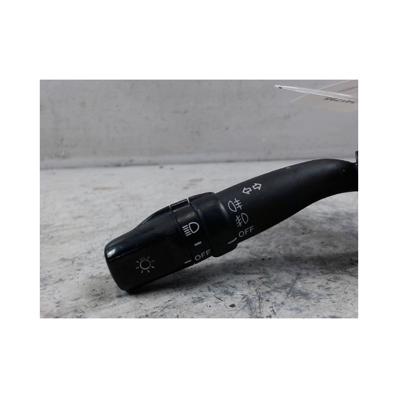 COMMANDE CLIGNOTANT TOYOTA COROLLA VERSO 2007-