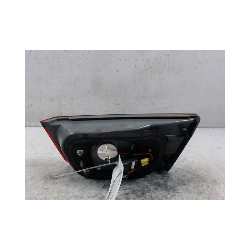 FEU ARRIERE INTERIEUR GAUCHE HYUNDAI SONATA 5P