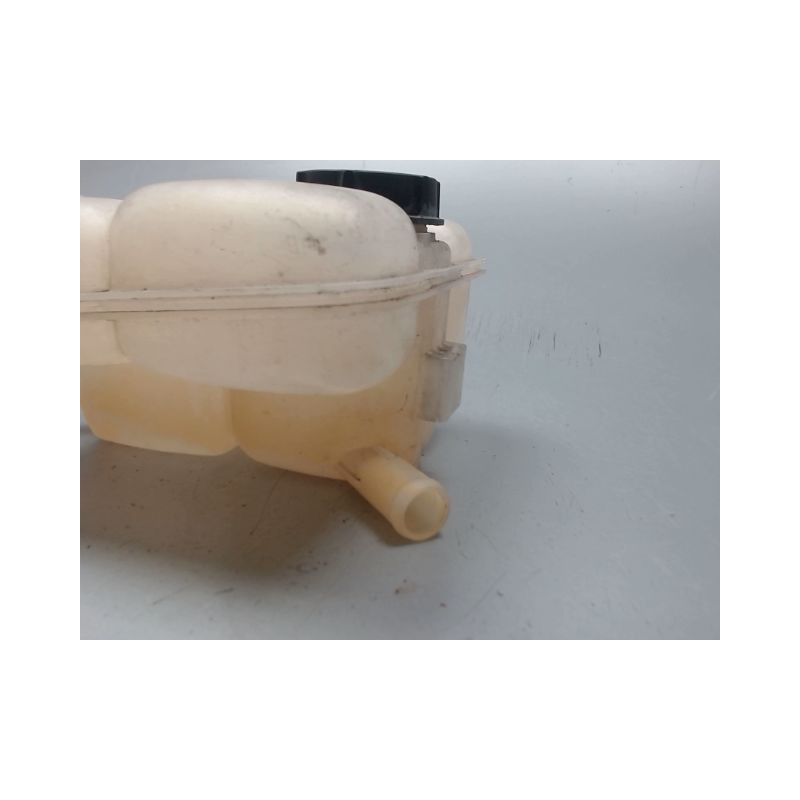 VASE EXPANSION FORD C-MAX