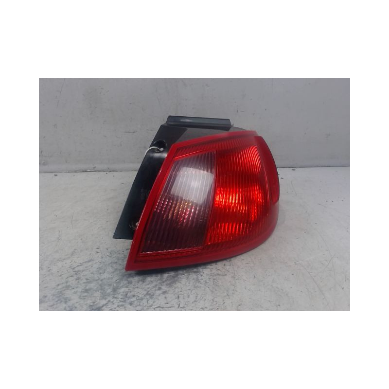 FEU ARRIERE DROIT MITSUBISHI COLT CZ 2005-
