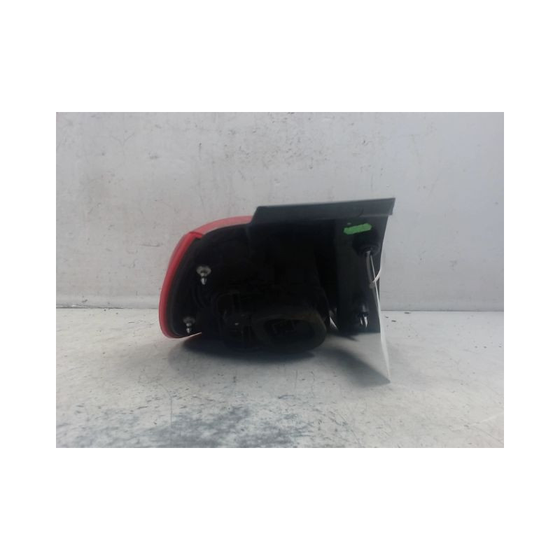 FEU ARRIERE DROIT MITSUBISHI COLT CZ 2005-