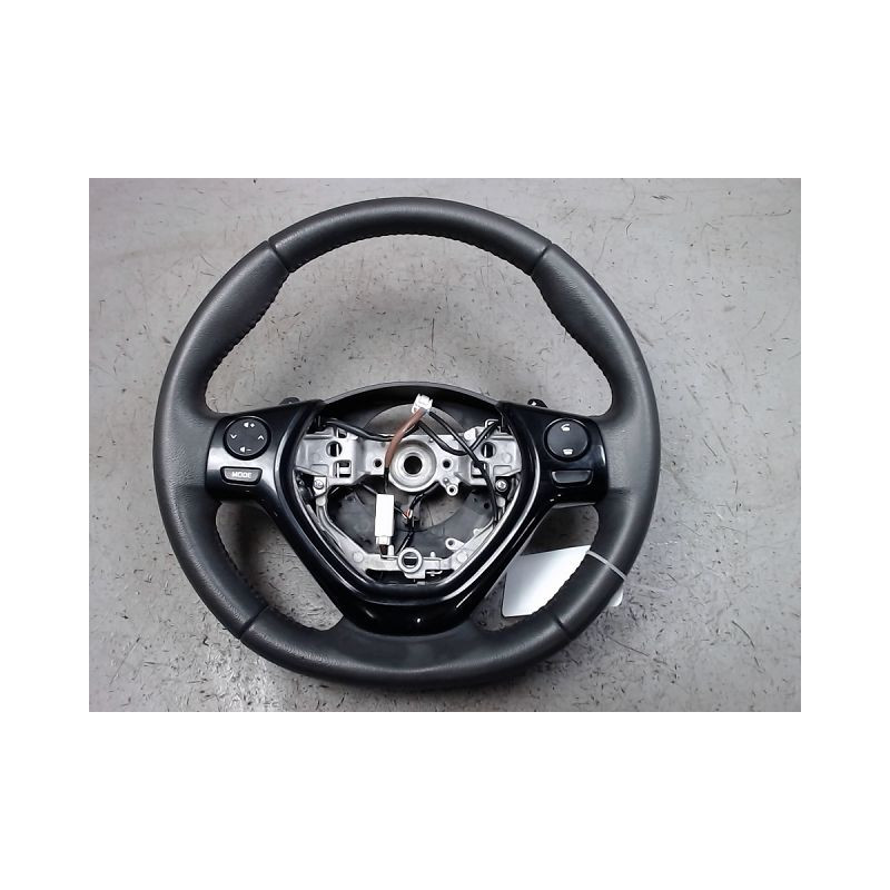 VOLANT DE DIRECTION PEUGEOT 108
