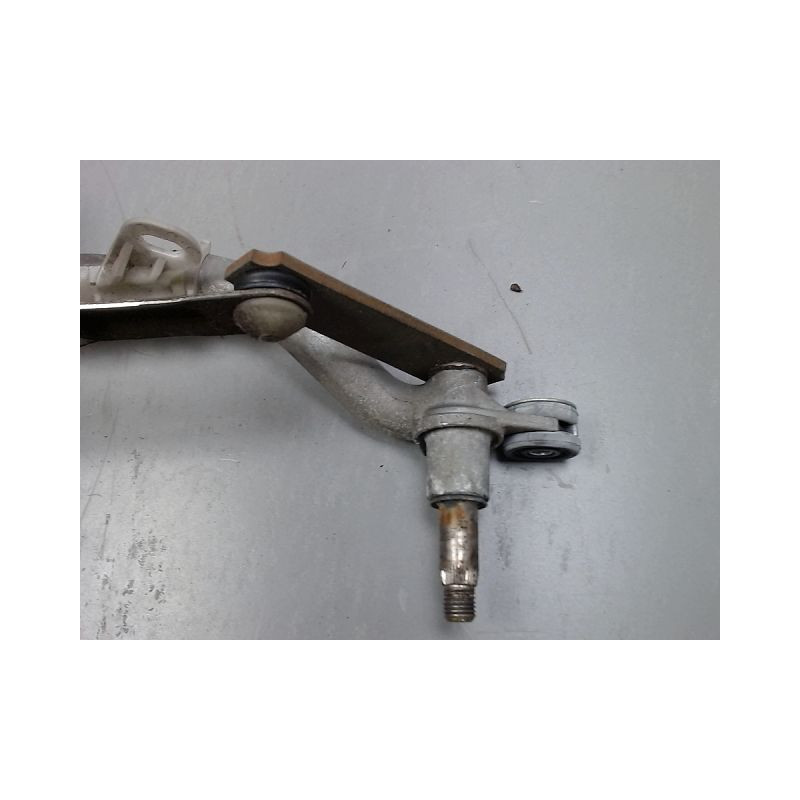 MECANISME ESSUIE-GLACE AVANT TOYOTA IQ