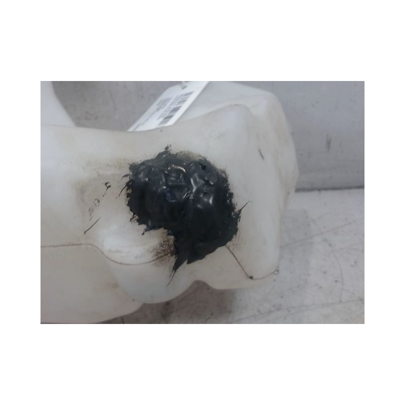 RESERVOIR LAVE-GLACE AVANT RENAULT LAGUNA III 2009-