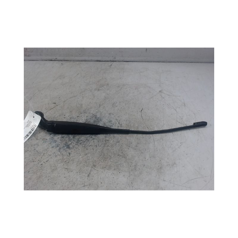 BRAS ESSUIE-GLACE AVANT GAUCHE FORD KA 2008-