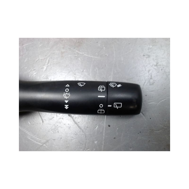 COMMANDE ESSUIE GLACE TOYOTA YARIS II 2010-