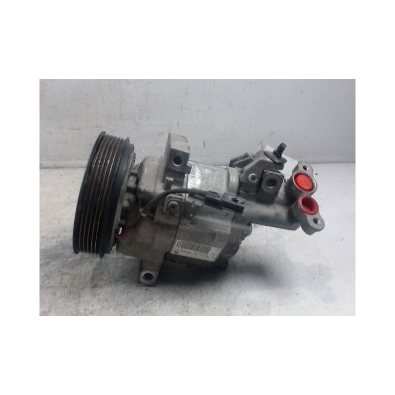 COMPRESSEUR AIR CONDITIONNE DACIA SANDERO 2008-