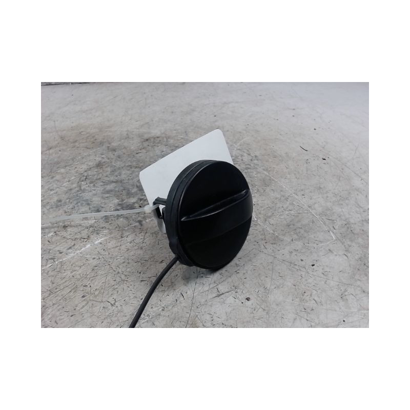 BOUCHON RESERVOIR A CARBURANT PEUGEOT 308 2011-