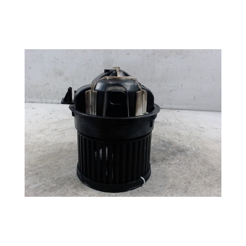 MOTEUR VENTILATEUR CHAUFFAGE PEUGEOT 308