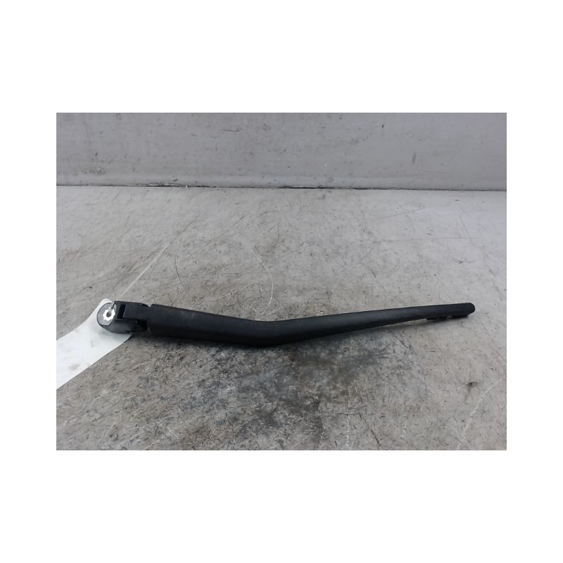 BRAS ESSUIE-GLACE ARRIERE NISSAN MICRA 2009-