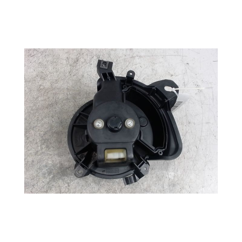 MOTEUR VENTILATEUR CHAUFFAGE FIAT GRANDE PUNTO 2005-