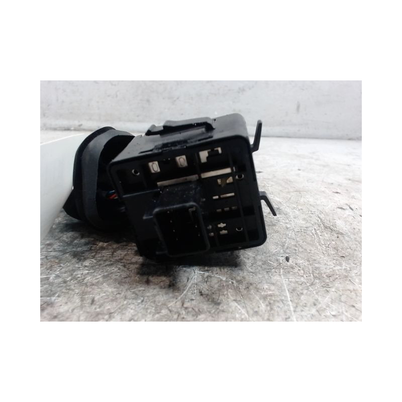 COMMANDE ESSUIE GLACE CHEVROLET CAPTIVA