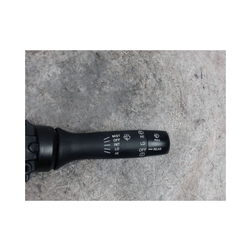 COMMANDE ESSUIE GLACE TOYOTA YARIS 2005-