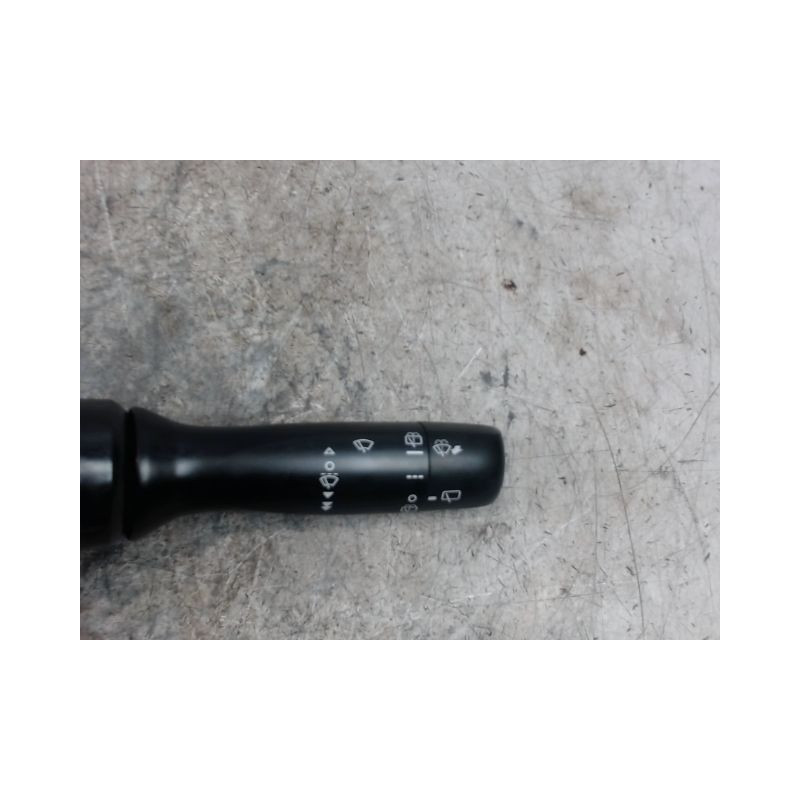 COMMANDE ESSUIE GLACE TOYOTA YARIS II 2010-