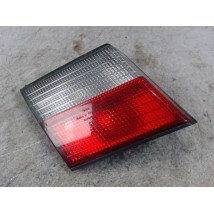FEU ARRIERE INTERIEUR GAUCHE NISSAN PRIMERA 97-99