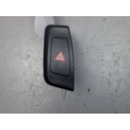 BOUTON DE WARNING AUDI A4 2008-