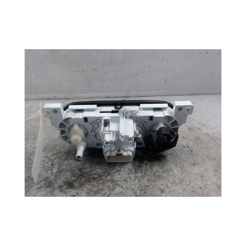 COMMANDE DE CHAUFFAGE DACIA SANDERO 2008-