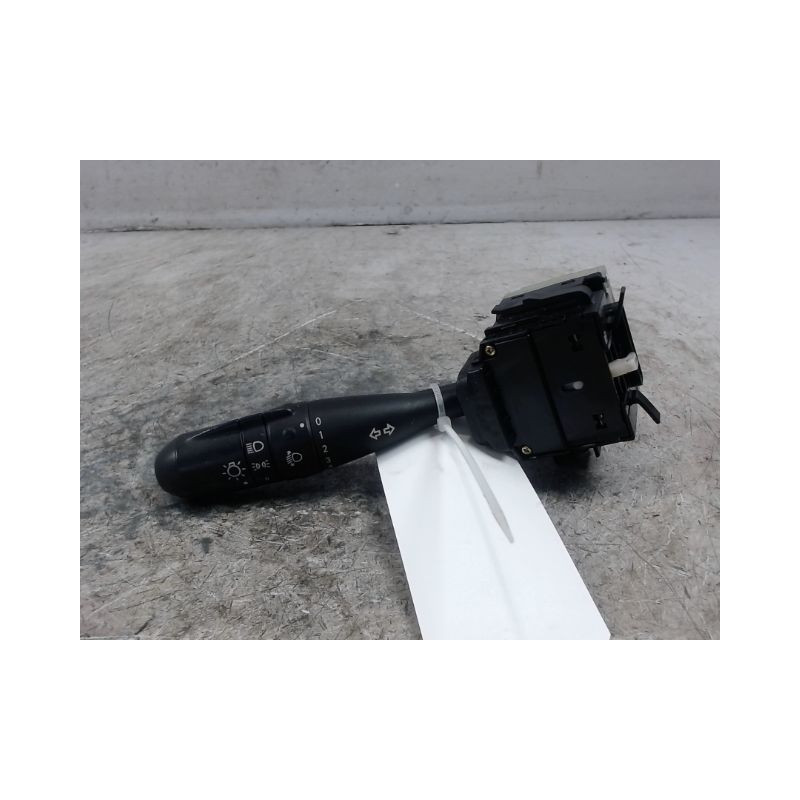 COMMANDE CLIGNOTANT MITSUBISHI COLT 2004-