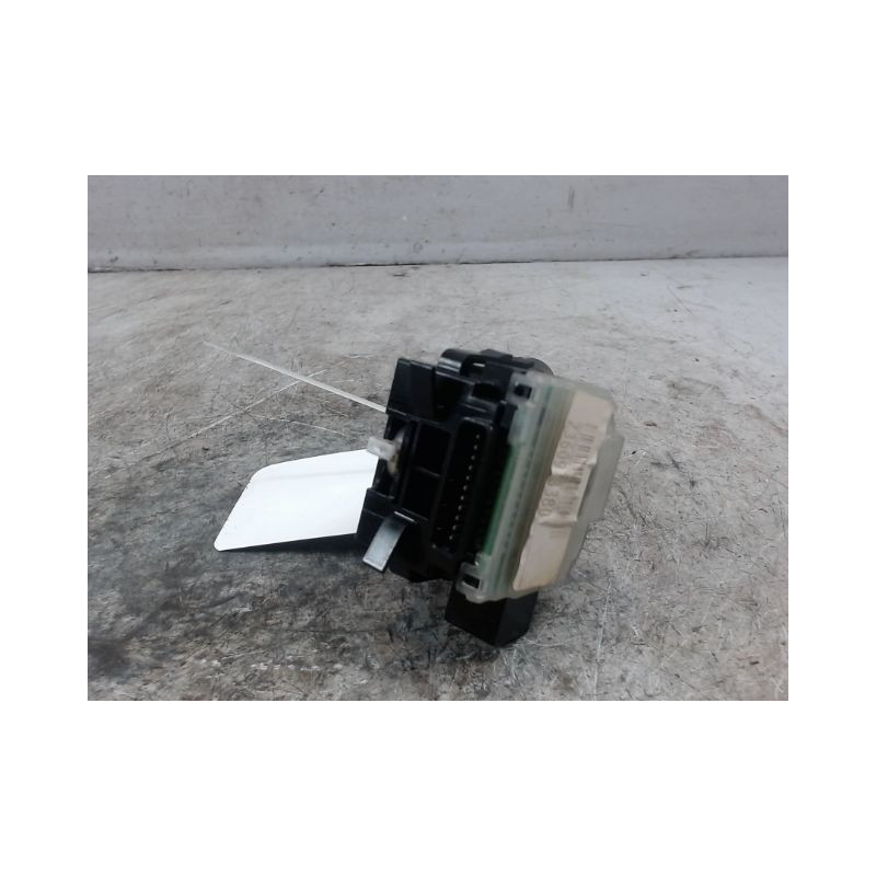 COMMANDE CLIGNOTANT MITSUBISHI COLT 2004-