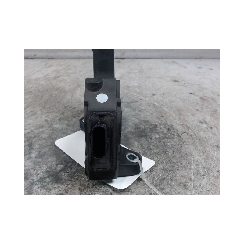 PEDALE ACCELERATEUR TOYOTA AURIS 2010-