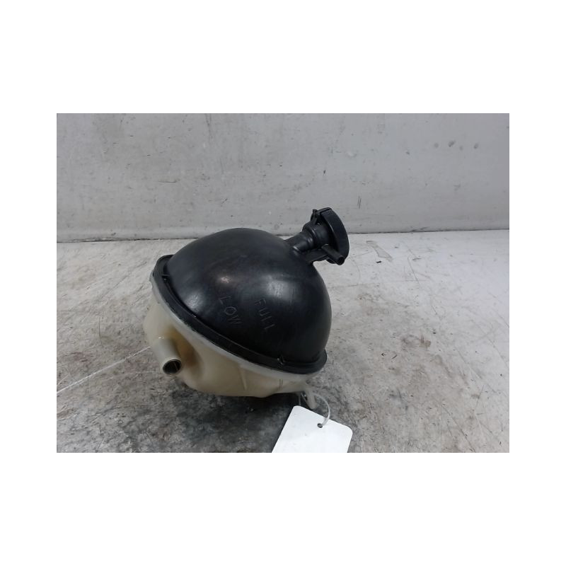 VASE EXPANSION TOYOTA AVENSIS BREAK 2003-